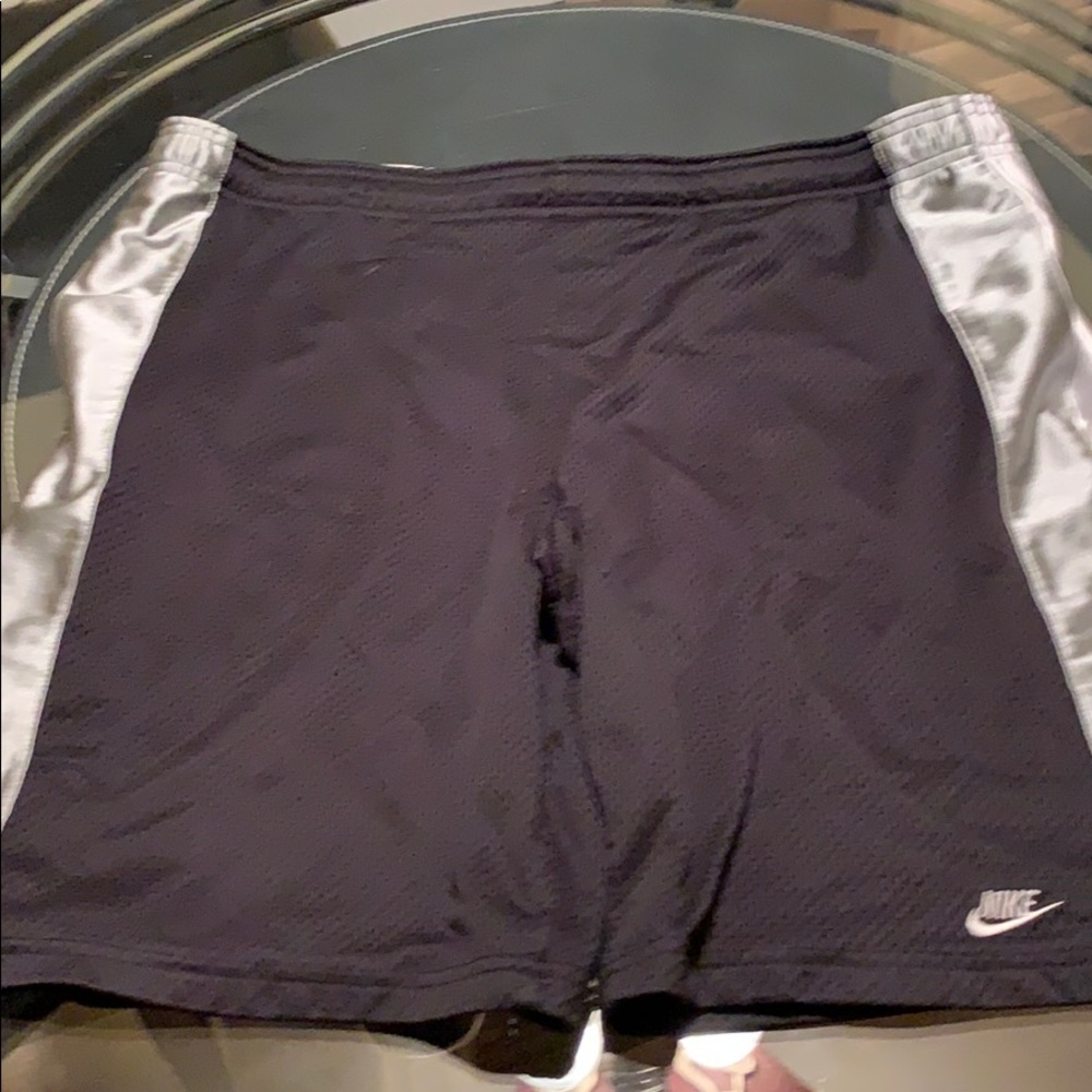 Nike Basketball Shorts Size M